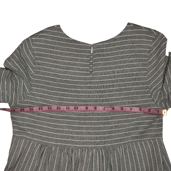 Orange Creek Gray Striped Floral Embroidered Dress Sz Medium Bell Sleeve Cotton - Picture 13 of 14